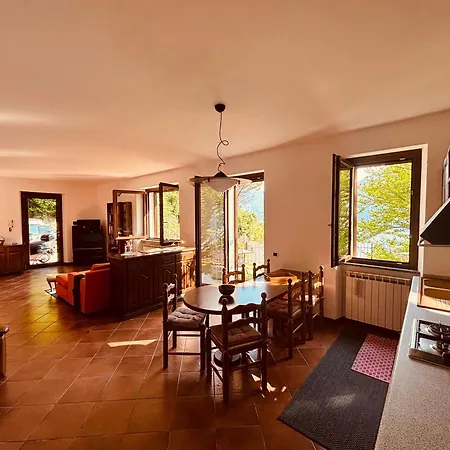 Incanto Parking And View Dom wakacyjny *