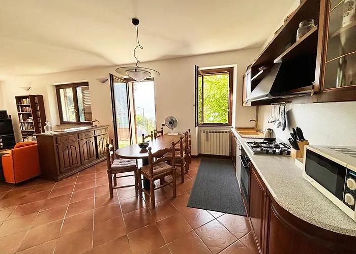 Ferienhaus Incanto Parking And View