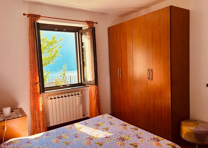 Incanto Parking And View Ferienhaus *